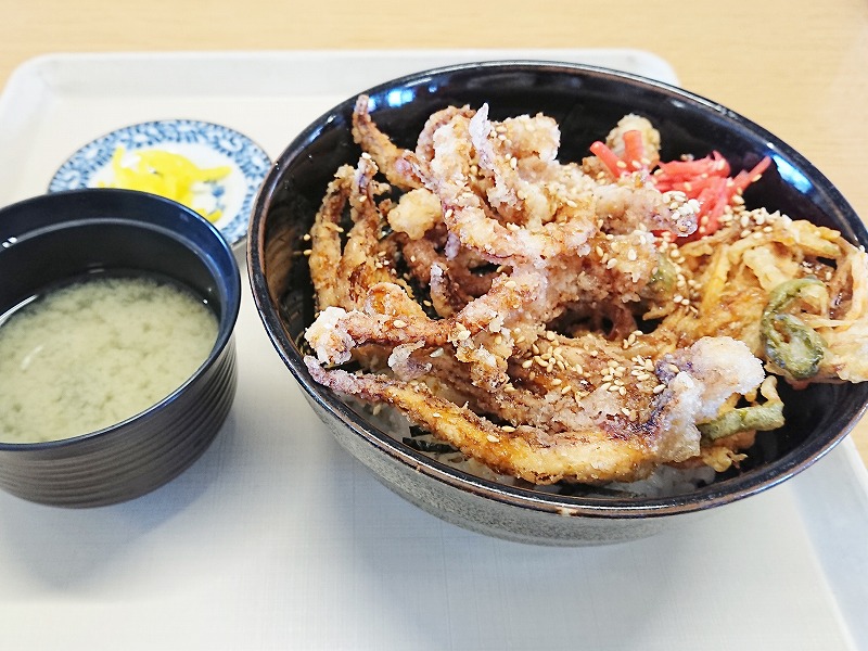 イカゲソ丼